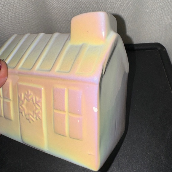 Iridescent ceramic Christmas houses target bullseye - Picture 4 of 4